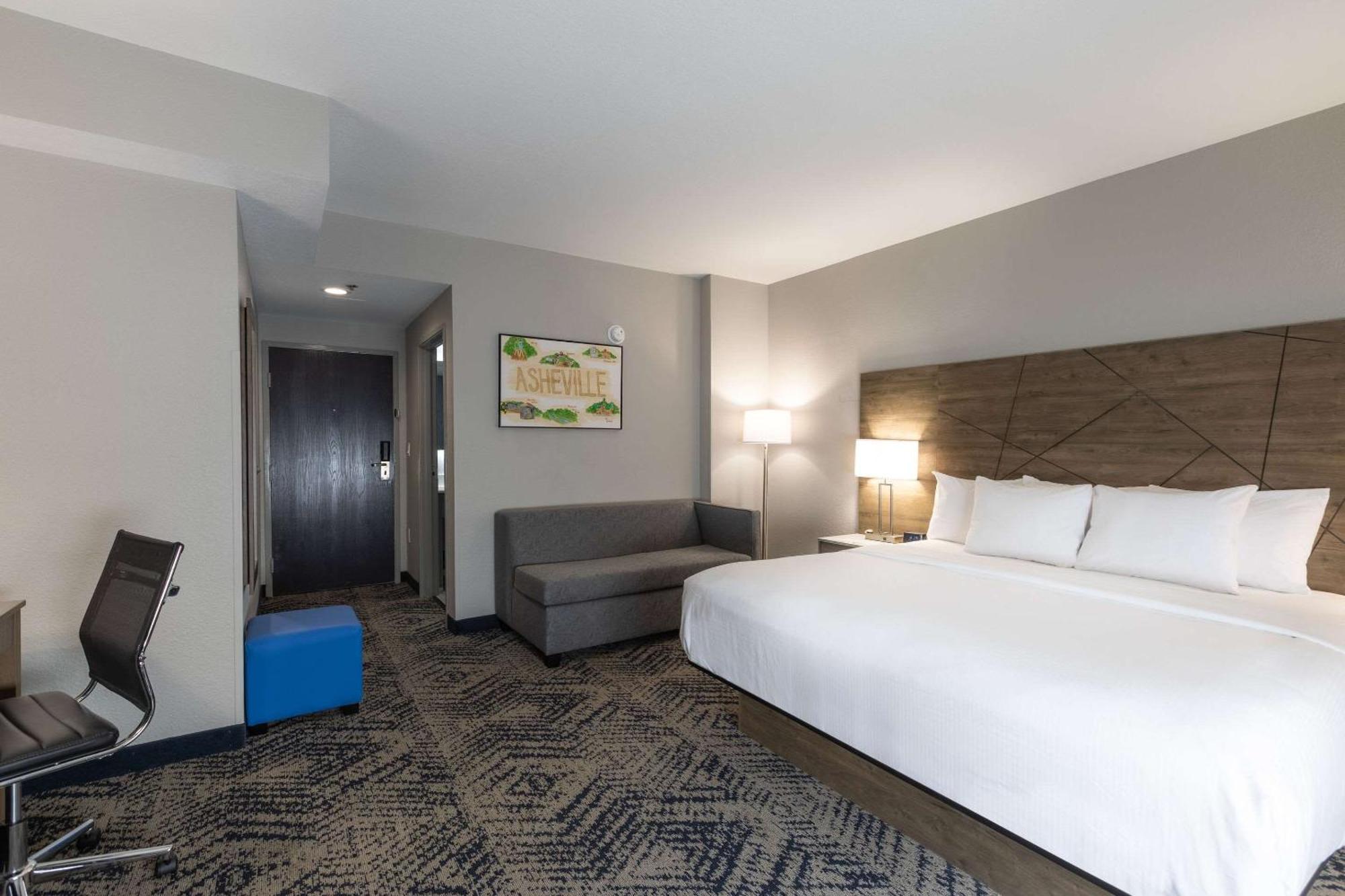Rodeway Inn & Suites Near Outlet Mall - Asheville Eksteriør billede