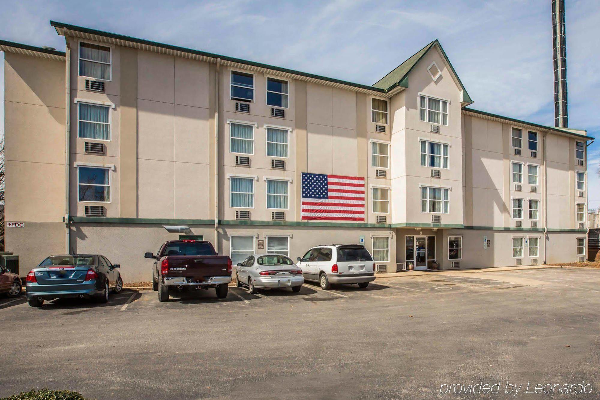 Rodeway Inn & Suites Near Outlet Mall - Asheville Eksteriør billede