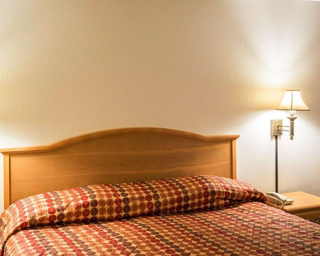Rodeway Inn & Suites Near Outlet Mall - Asheville Værelse billede
