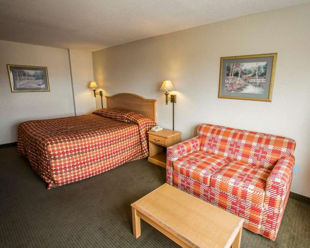 Rodeway Inn & Suites Near Outlet Mall - Asheville Værelse billede